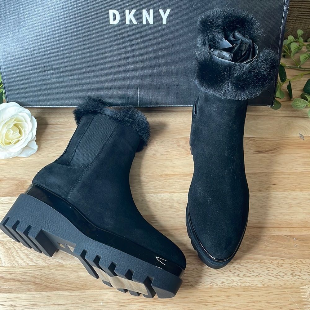 Dkny Bax Wedge Suede Fabric Almond Toe Ankle Fashion Boots-7.5M